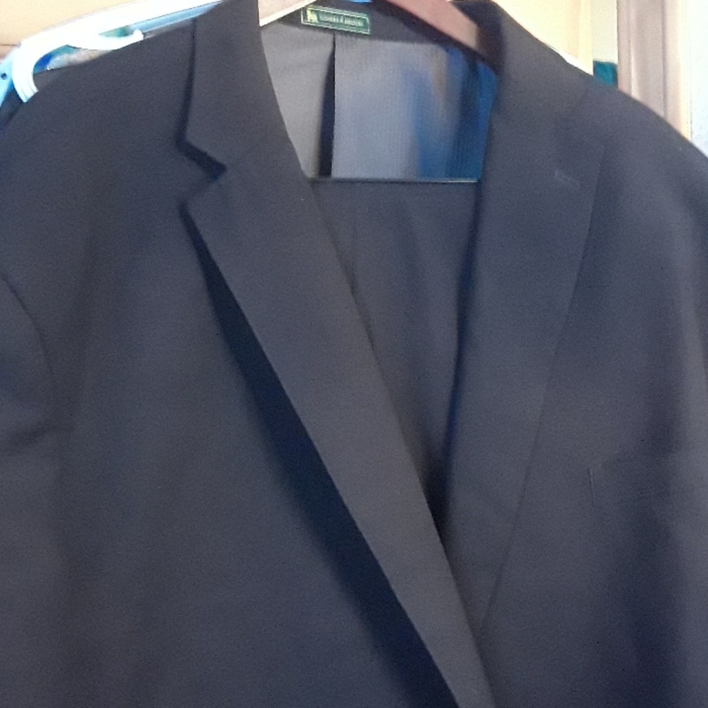 Cooper & Nelson dk brown suit b/o